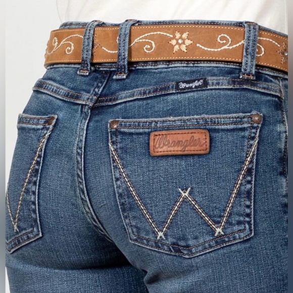 Wrangler Retro Mae Women's Classic Blue Boot Cut Jeans - Picture 13 of 13